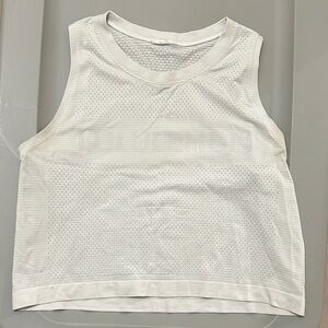 Lululemon White cropped Muscle Tee